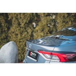 Накладка сплиттер на крышку багажника на Toyota Corolla XII Sedan